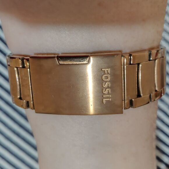 Fossil BQ 1681 Rose Gold stainless swarovski crystal prism dial watch - Picture 3 of 12